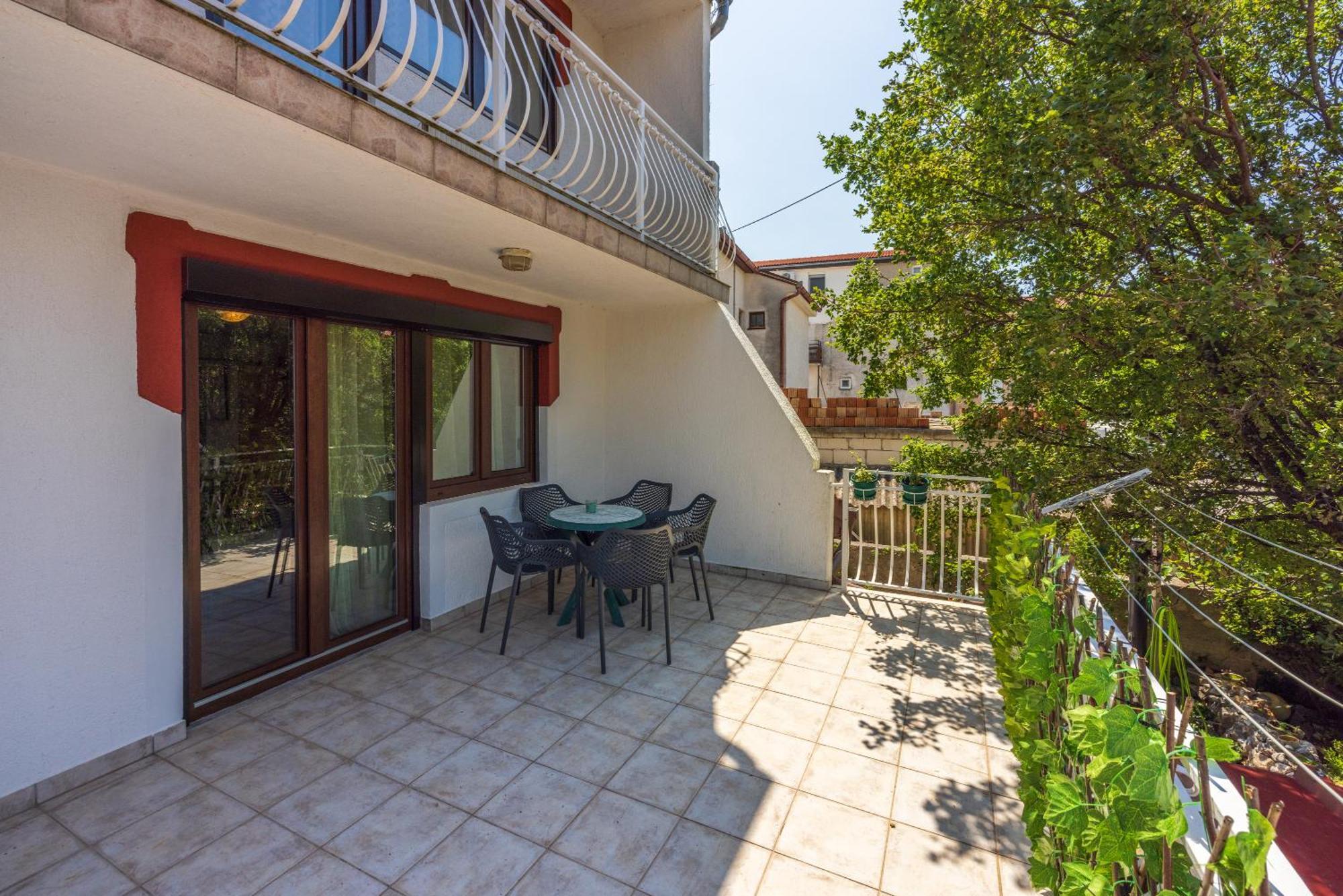 Apartment Dom Jadranovo Exterior photo