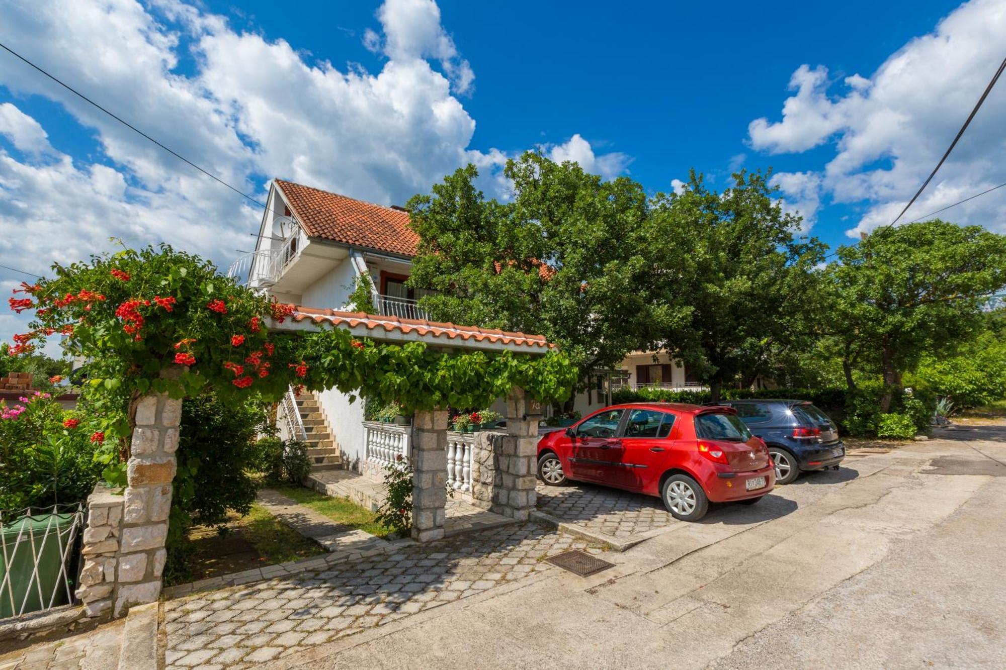 Apartment Dom Jadranovo Exterior photo